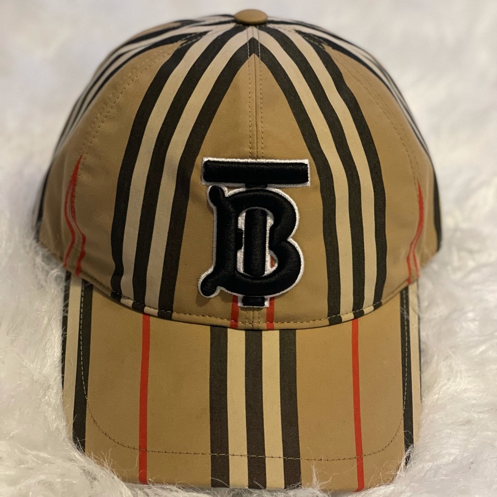 Burberry hat